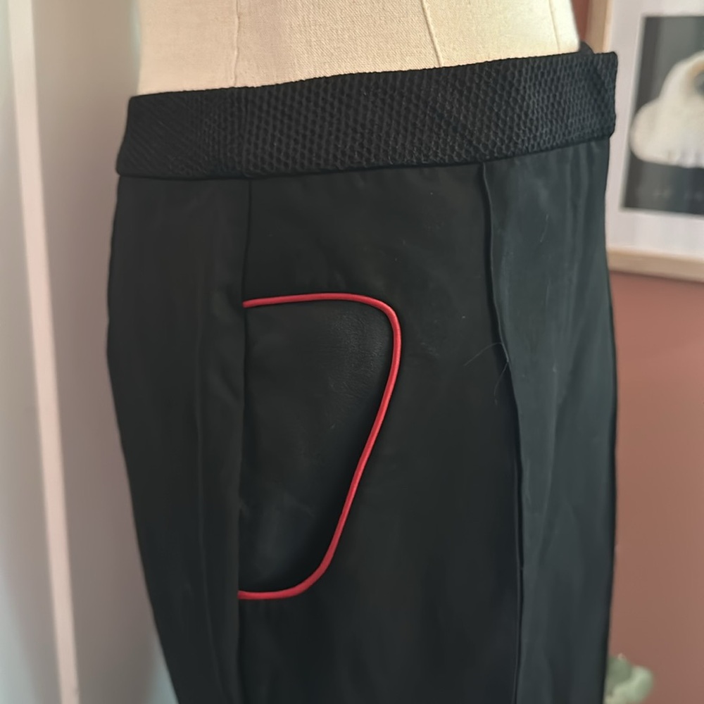 Alexander Wang high waisted black zipper red piping & leather pocket 8 pants - Picture 5 of 14